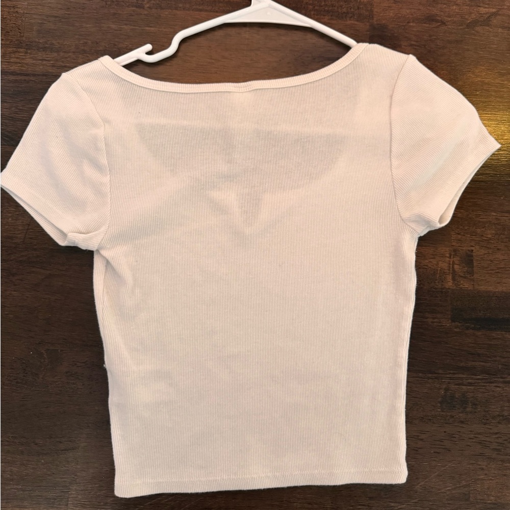 white crop tee - Picture 2 of 2